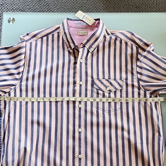 Tommy Bahama  Button Down Shirt - Picture 6 of 12